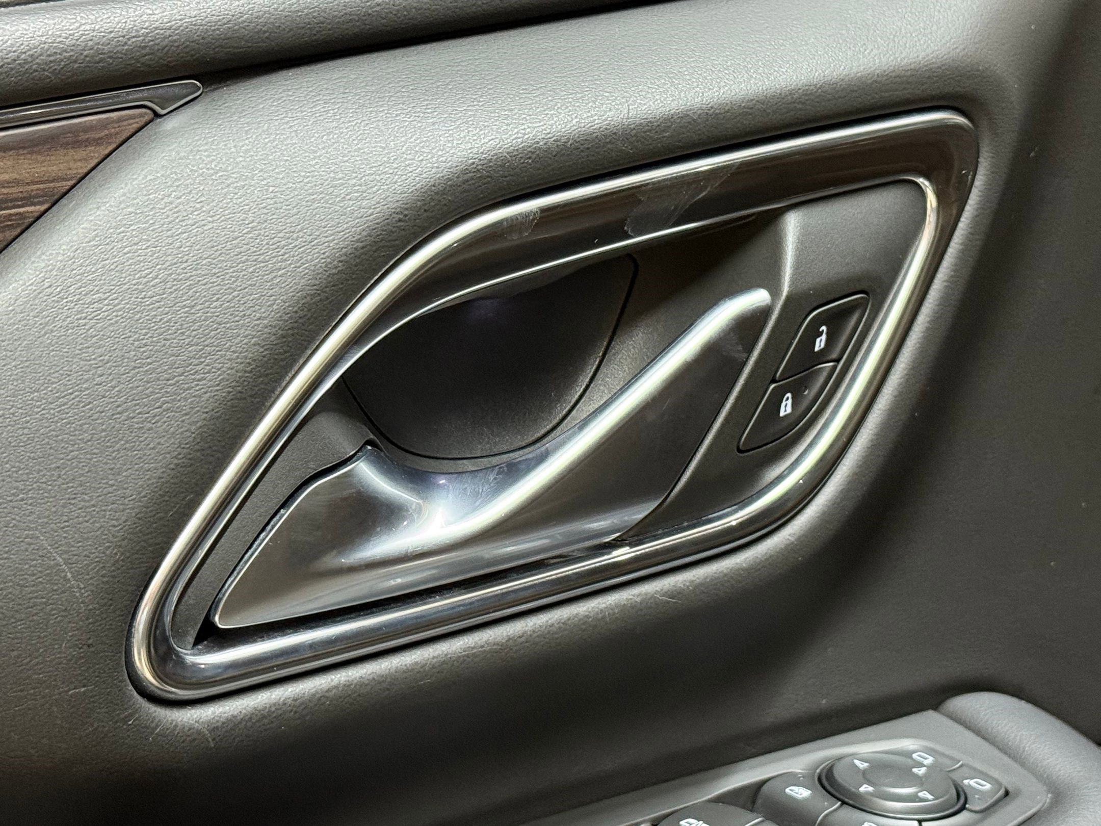 Used 2022 Chevrolet Tahoe LT w/ LT Signature Package image 24