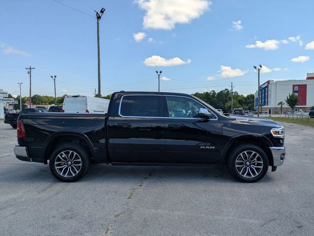 Used 2025 RAM 1500 Limited AWD/4WD image 2