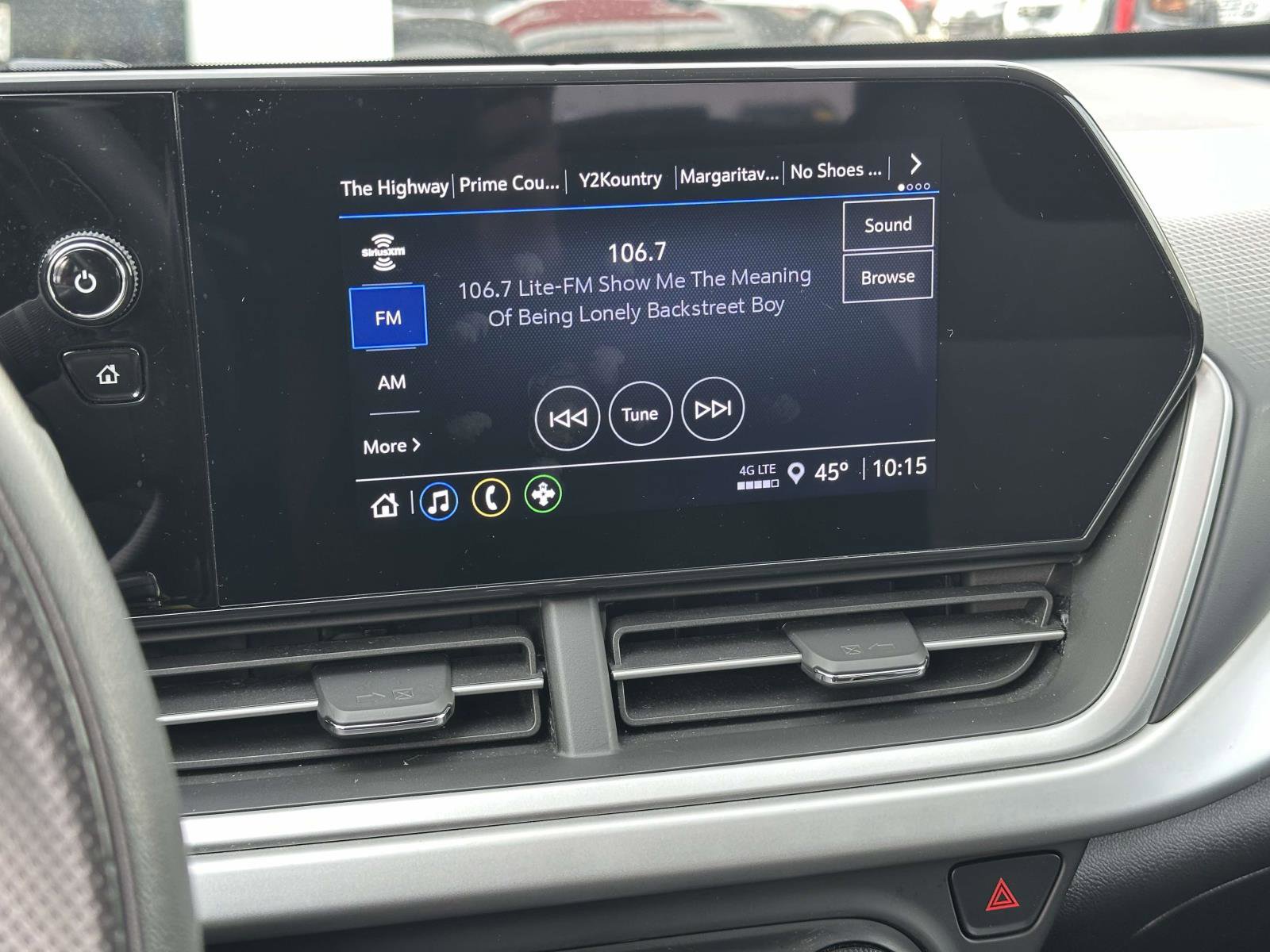 Used 2024 Chevrolet Trax LS w/ LS Convenience Package image 25