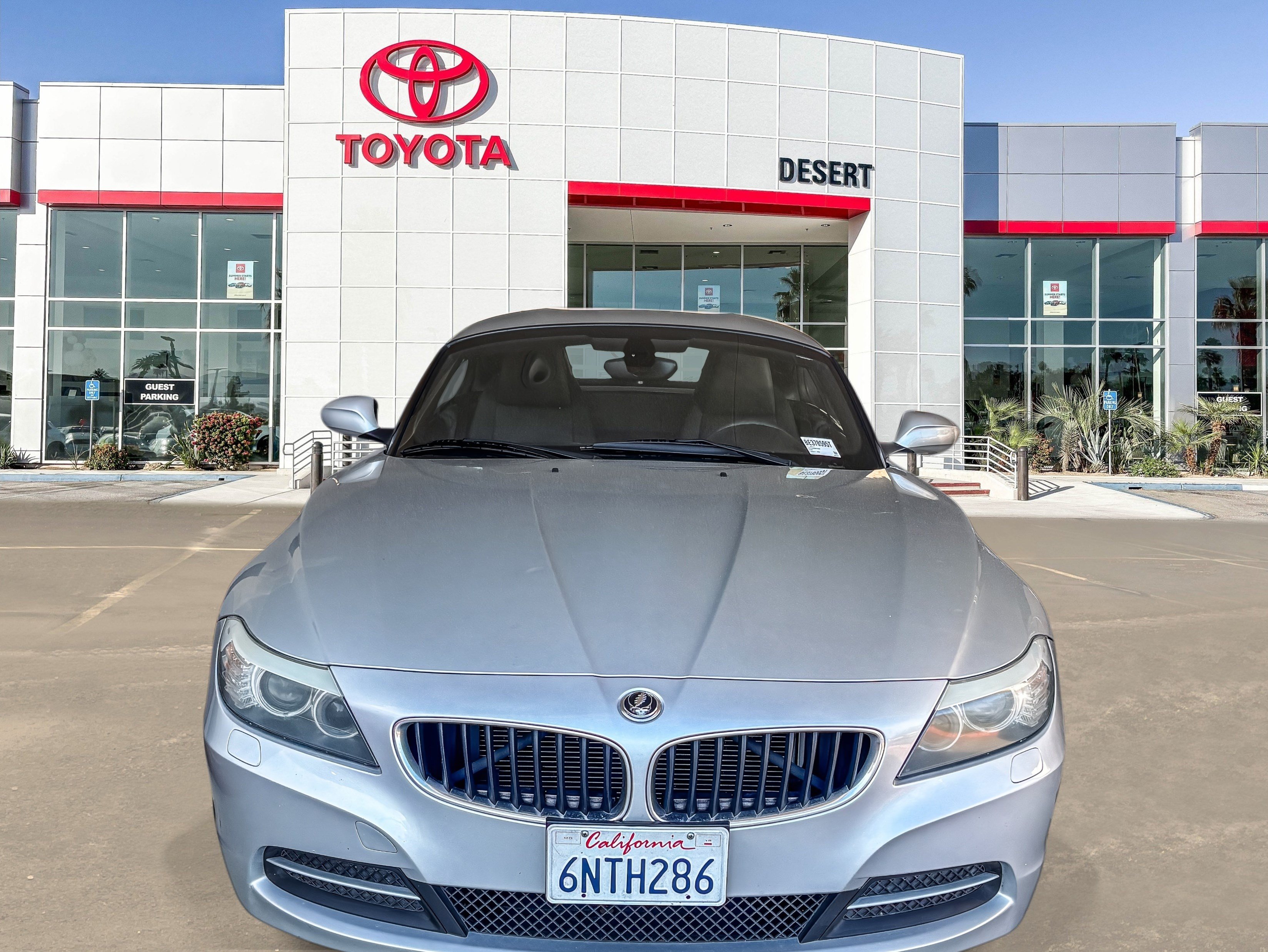Used 2011 BMW Z4 sDrive30i RWD image 2
