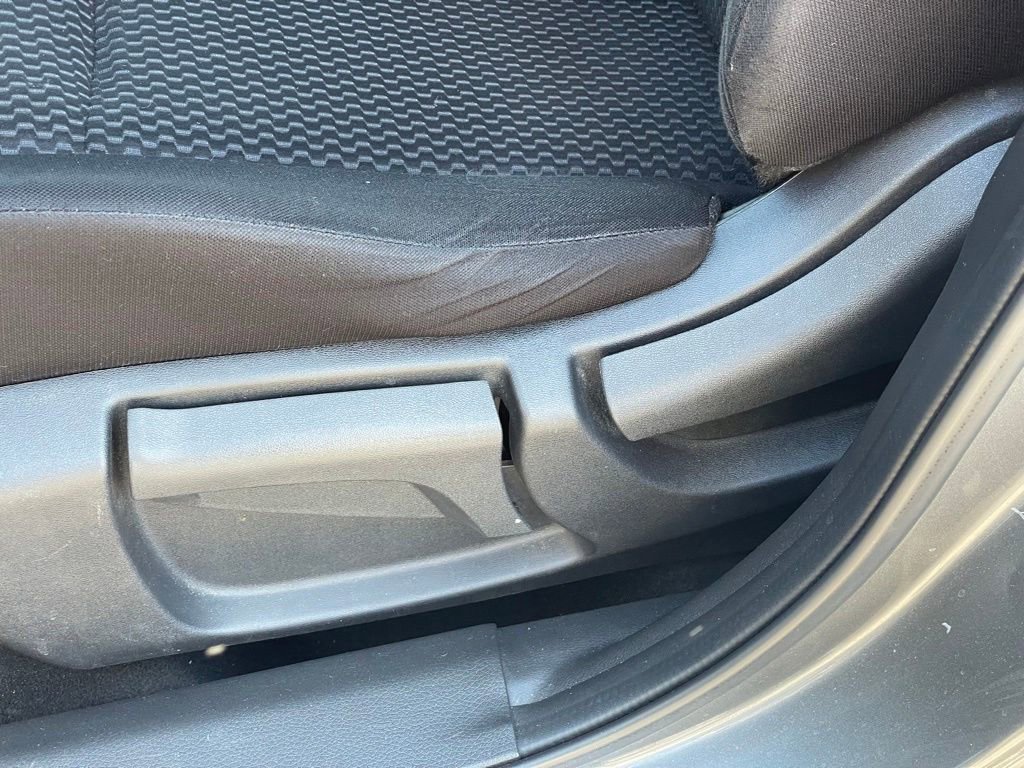 Used 2019 Nissan Rogue Sport S AWD/4WD image 13