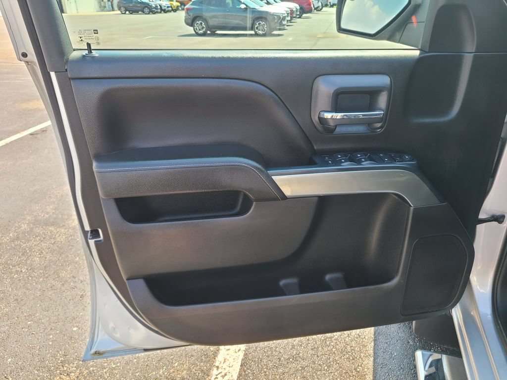 Used 2018 Chevrolet Silverado 1500 LT w/ All Star Edition AWD/4WD image 20