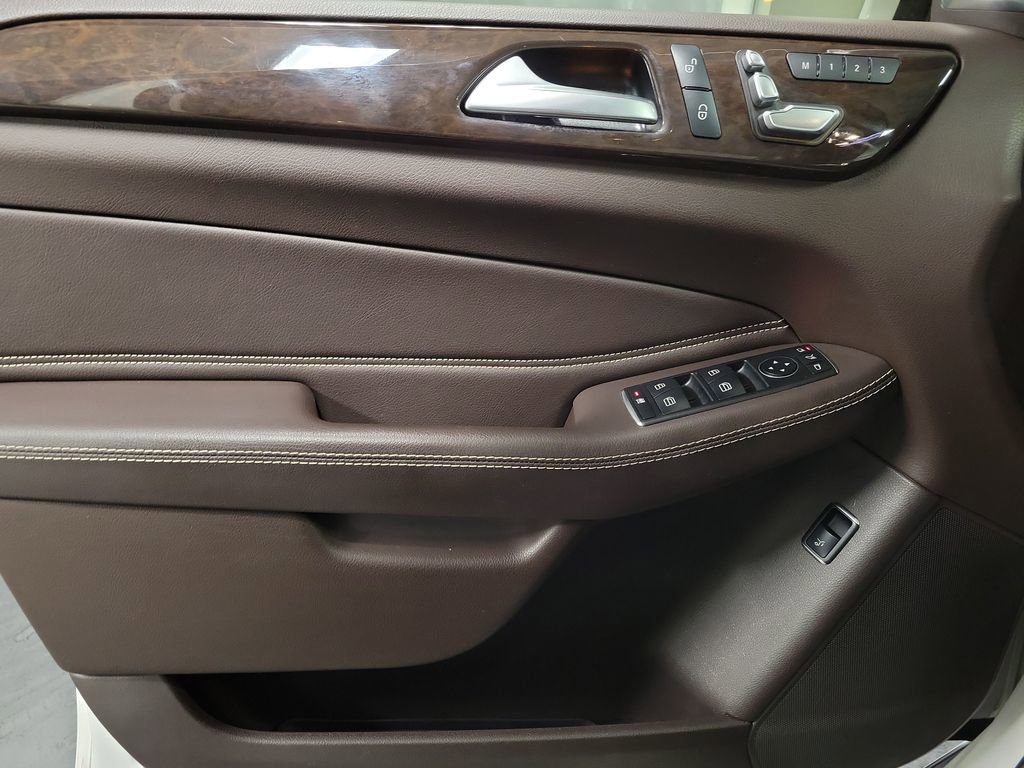 Used 2017 Mercedes-Benz GLE 350 4MATIC image 24