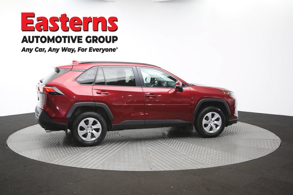 Used 2021 Toyota RAV4 LE AWD/4WD image 45