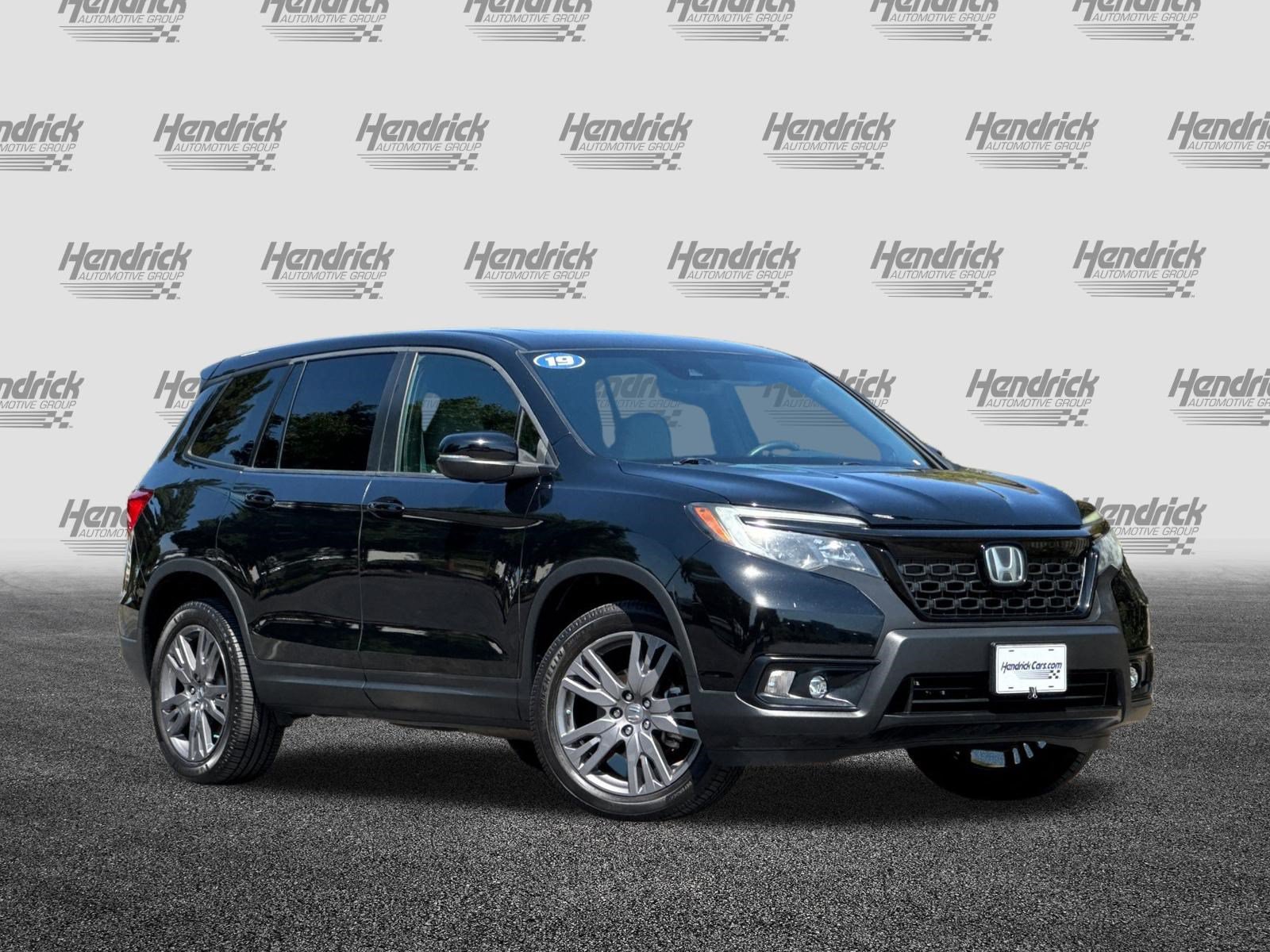 Used 2019 Honda Passport EX-L image 2