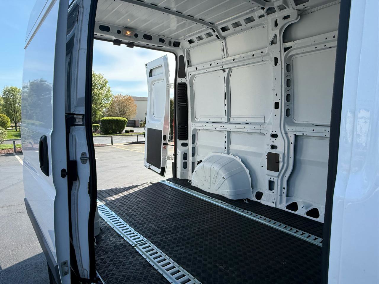 Used 2018 RAM ProMaster 1500 FWD image 11