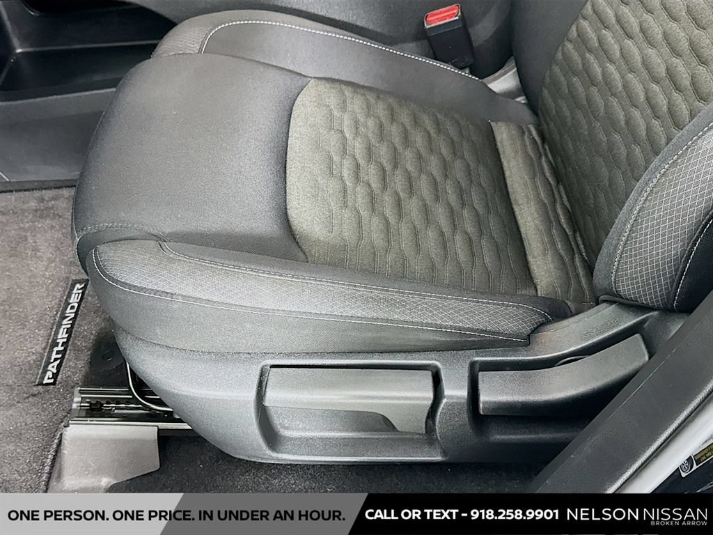 Certified 2022 Nissan Pathfinder S FWD image 18