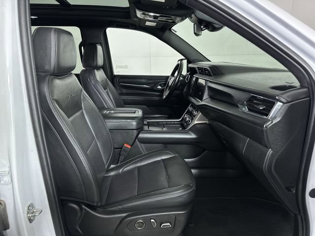 Used 2024 GMC Yukon Denali RWD image 29