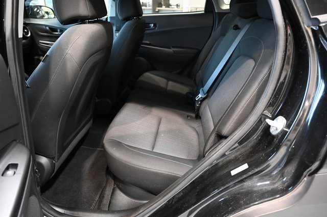 Used 2022 Hyundai Kona SEL w/ Cargo Package image 11