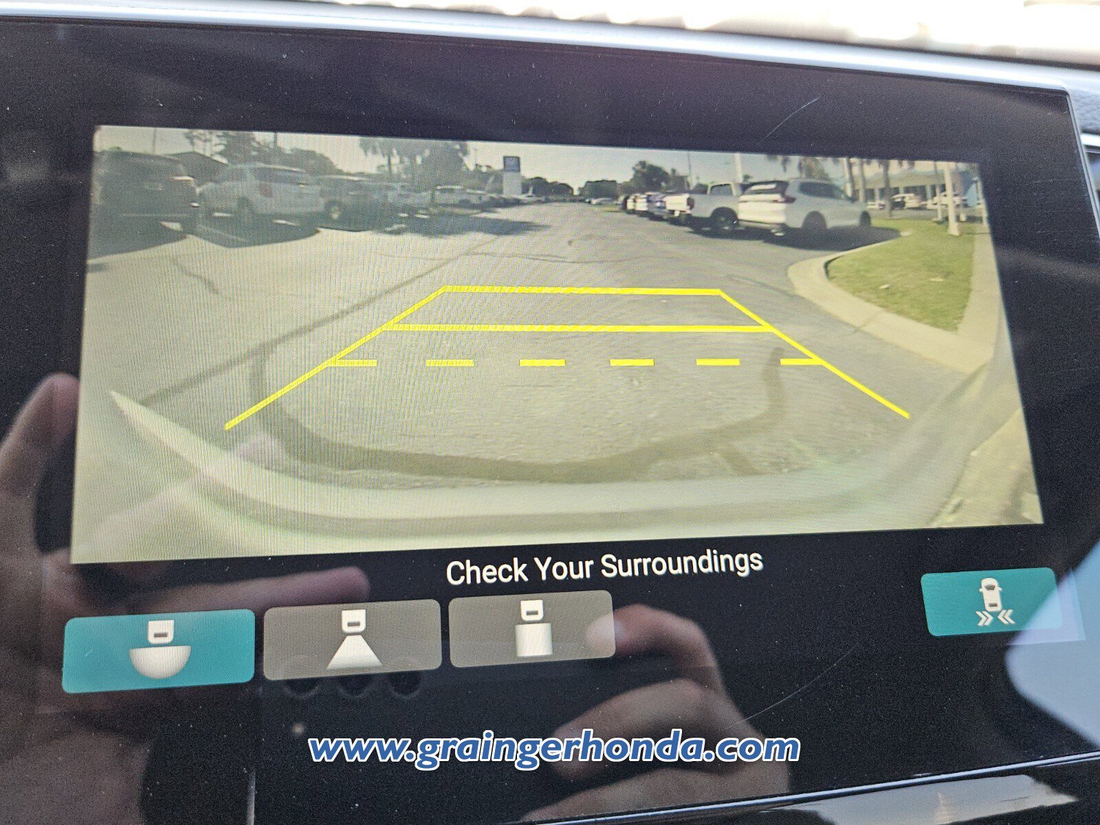 Used 2021 Honda Pilot EX image 16