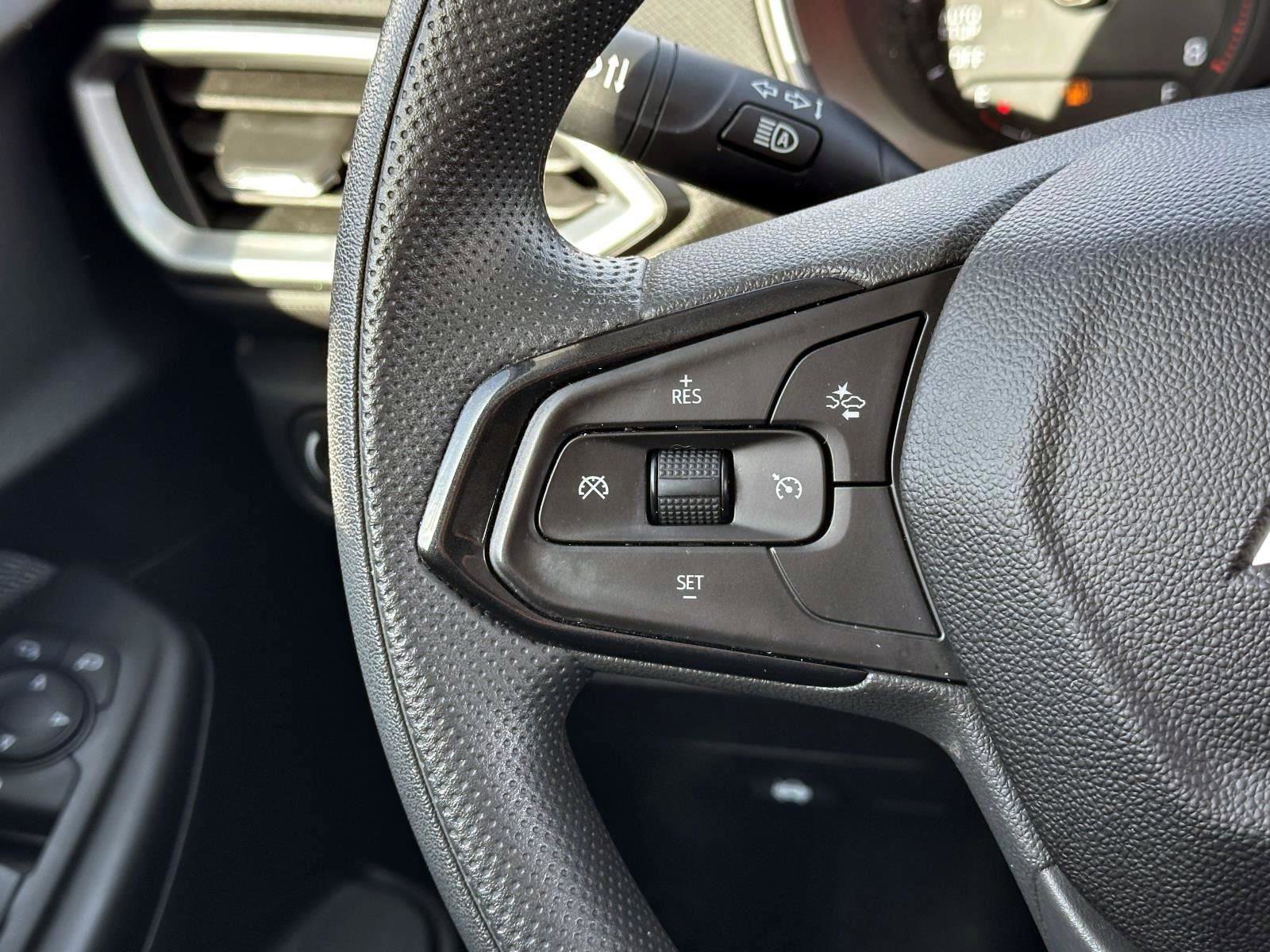 Used 2021 Chevrolet TrailBlazer LS image 19