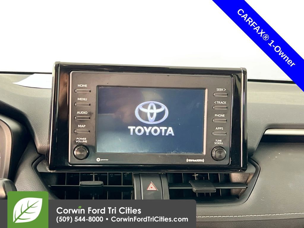 Used 2022 Toyota RAV4 LE image 21