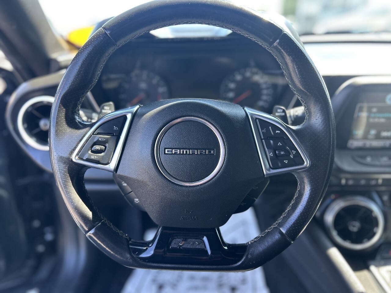 Used 2017 Chevrolet Camaro SS RWD image 10