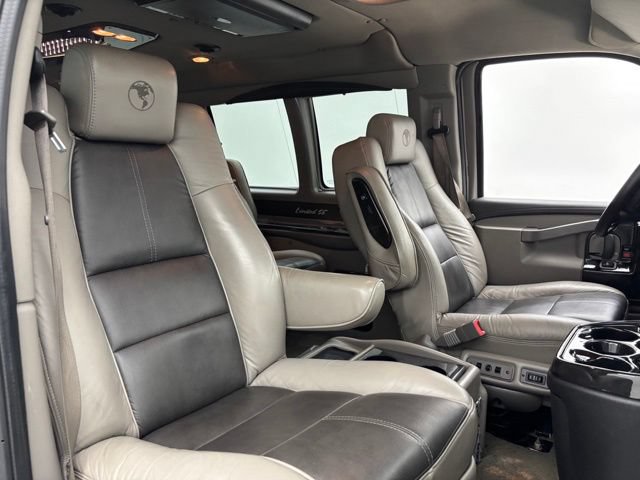Used 2019 GMC Savana 2500 w/ Enhanced Convenience Package RWD image 23