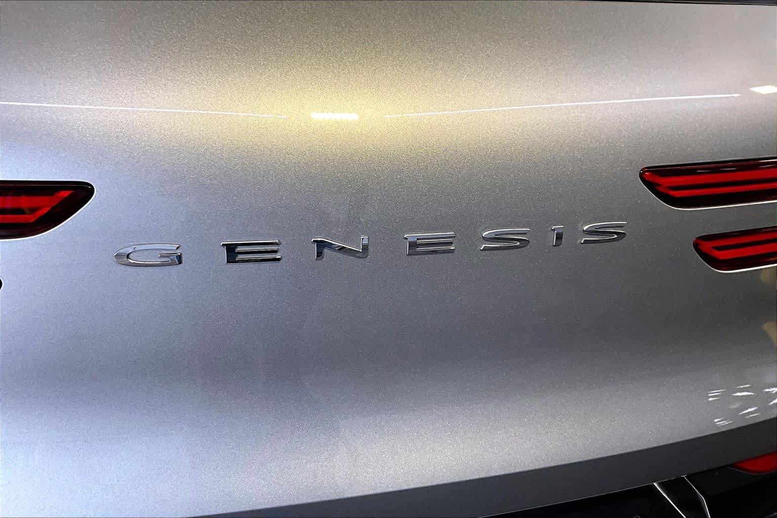Used 2026 Genesis GV70 2.5T Advanced AWD/4WD image 33