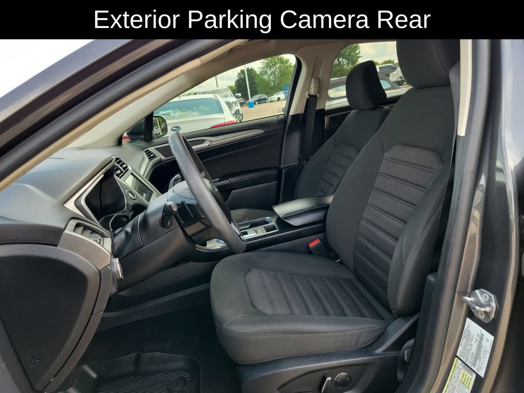 Used 2020 Ford Fusion SE AWD/4WD image 8