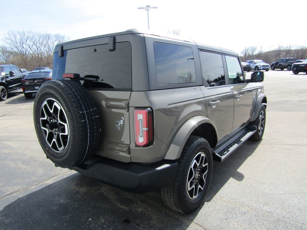 Used 2025 Ford Bronco Outer Banks AWD/4WD image 8