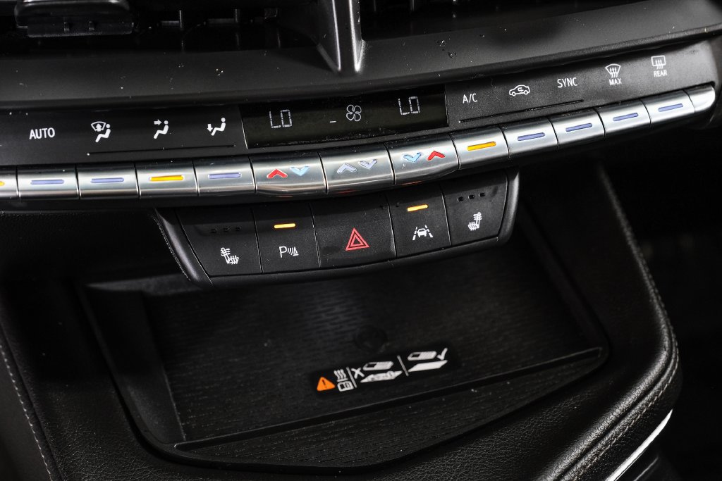 Used 2023 Cadillac CT4 Luxury w/ Sun And Sound Package RWD image 27
