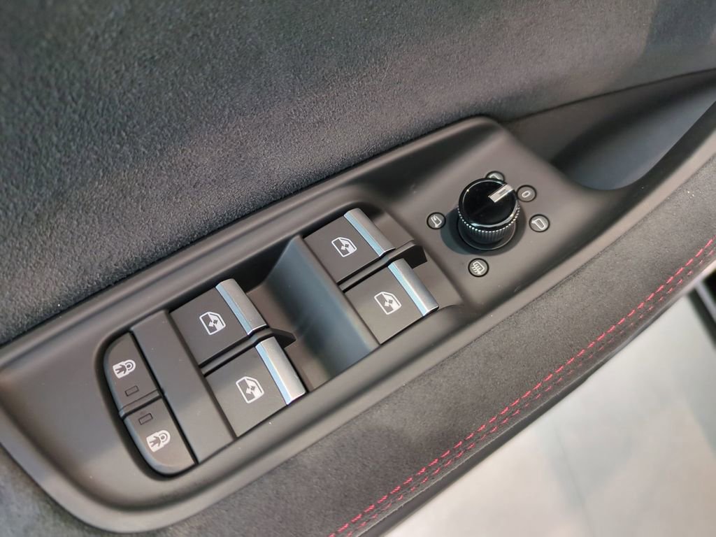 New 2026 Audi RS Q8 performance image 10