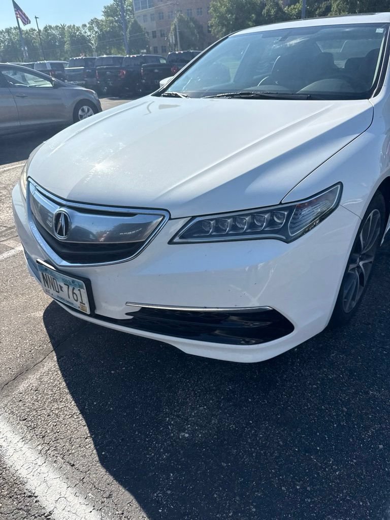 Used 2015 Acura TLX V6 FWD image 2
