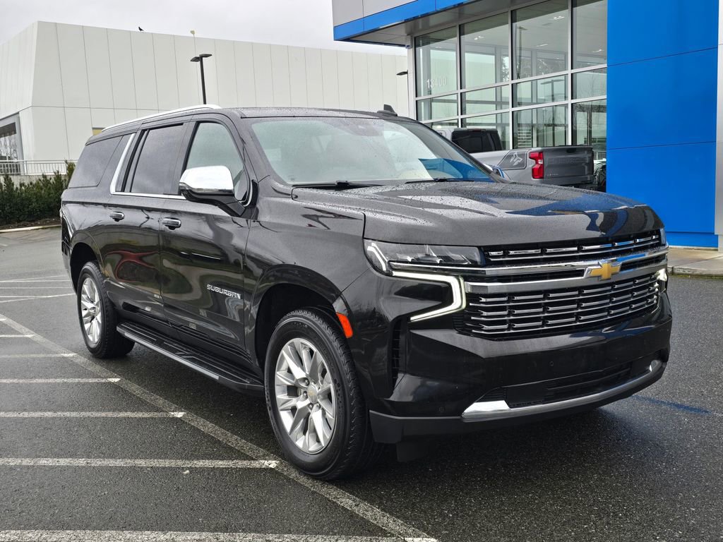 Used 2024 Chevrolet Suburban Premier AWD/4WD image 7