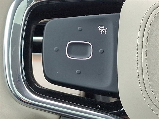 Used 2024 Lincoln Nautilus Reserve w/ Equipment Group 203A image 22