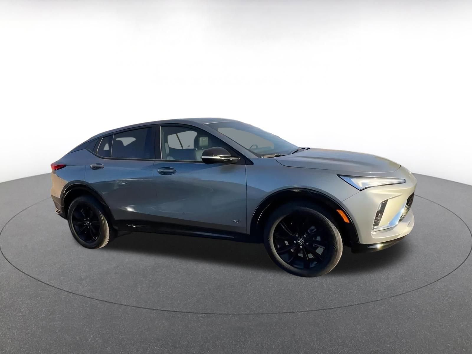 Used 2025 Buick Envista Sport Touring video 2