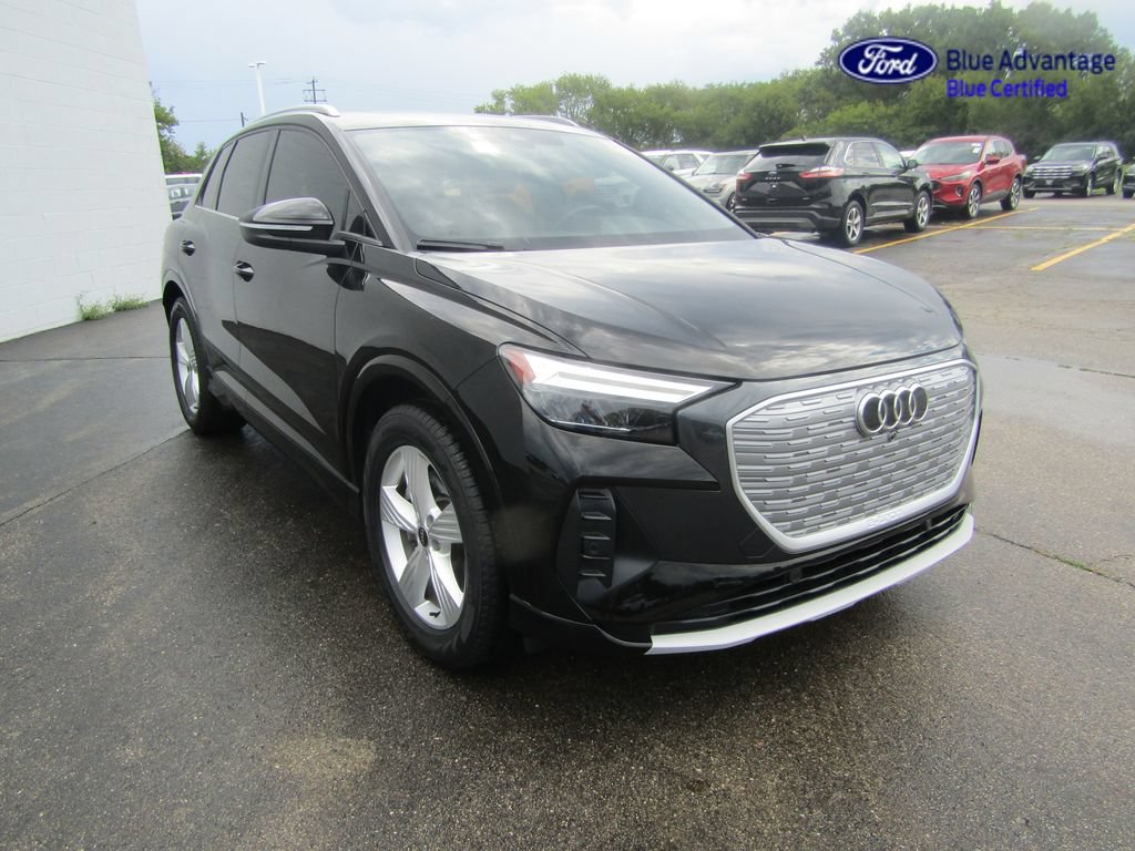 Used 2022 Audi Q4 e-tron Premium Plus w/ Premium Plus AWD/4WD image 10
