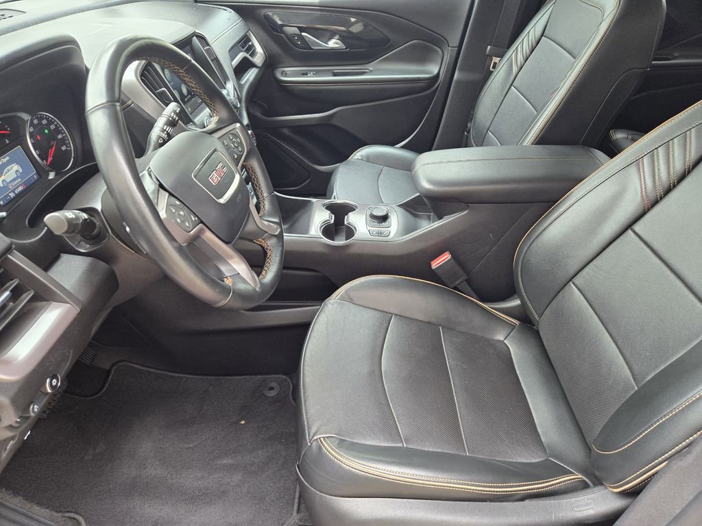 Used 2024 GMC Terrain AT4 image 8
