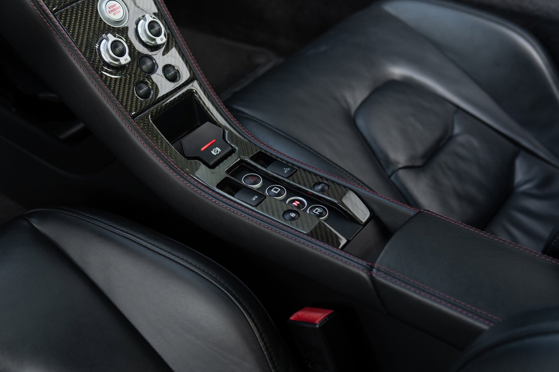 Used 2013 McLaren MP4-12C image 39