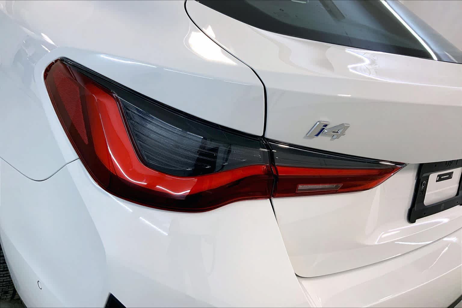 Used 2024 BMW i4 eDrive40 w/ Premium Package RWD image 14