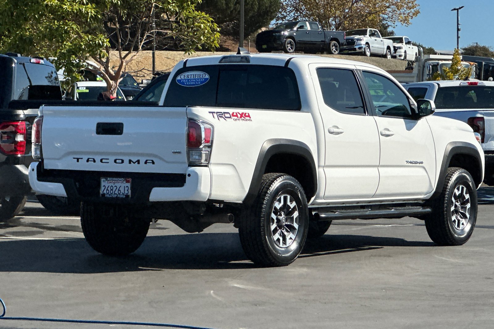 Used 2021 Toyota Tacoma TRD Off-Road w/ Technology Package AWD/4WD image 5