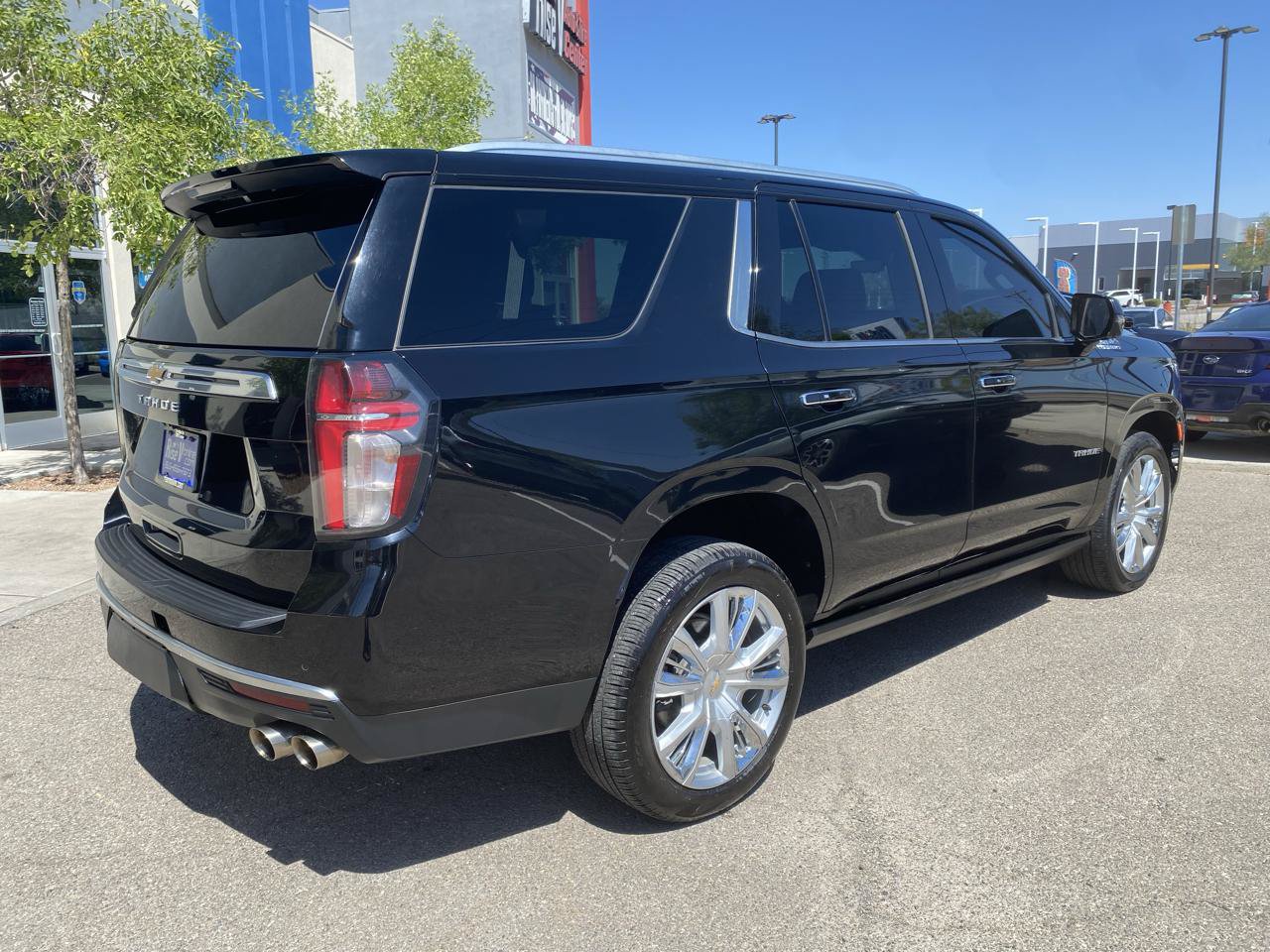 Used 2023 Chevrolet Tahoe High Country AWD/4WD image 6