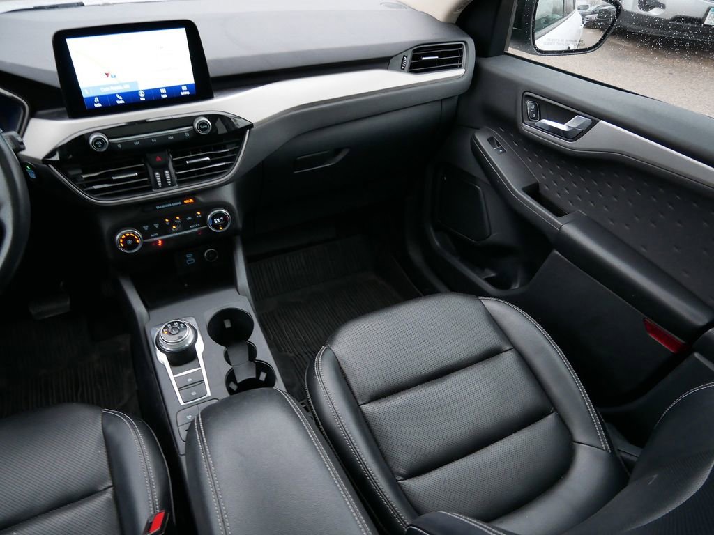 Used 2020 Ford Escape SE Sport image 15