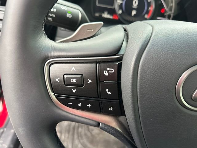 Used 2024 Lexus ES 350 w/ Premium Package image 18