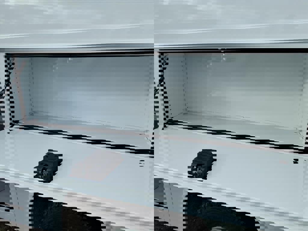 New 2026 Ford E-350 and Econoline 350 Super Duty w/ Power Equipment Group image 51