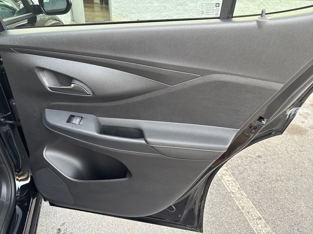 Certified 2025 Buick Envista Avenir image 36