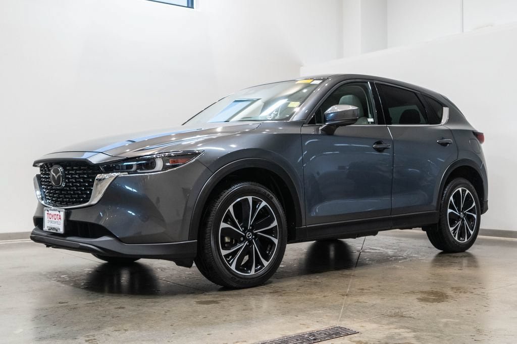 Used 2023 MAZDA CX-5 AWD 2.5 S w/ Premium Plus Pkg image 3