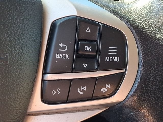 Used 2022 Ford Explorer XLT w/ Equipment Group 202A AWD/4WD image 22
