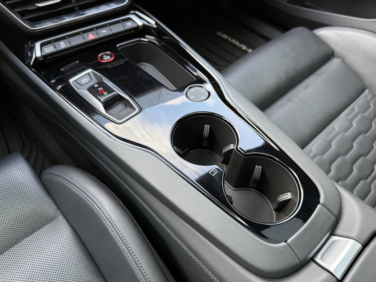 Used 2023 Audi e-tron GT Premium Plus AWD/4WD image 35