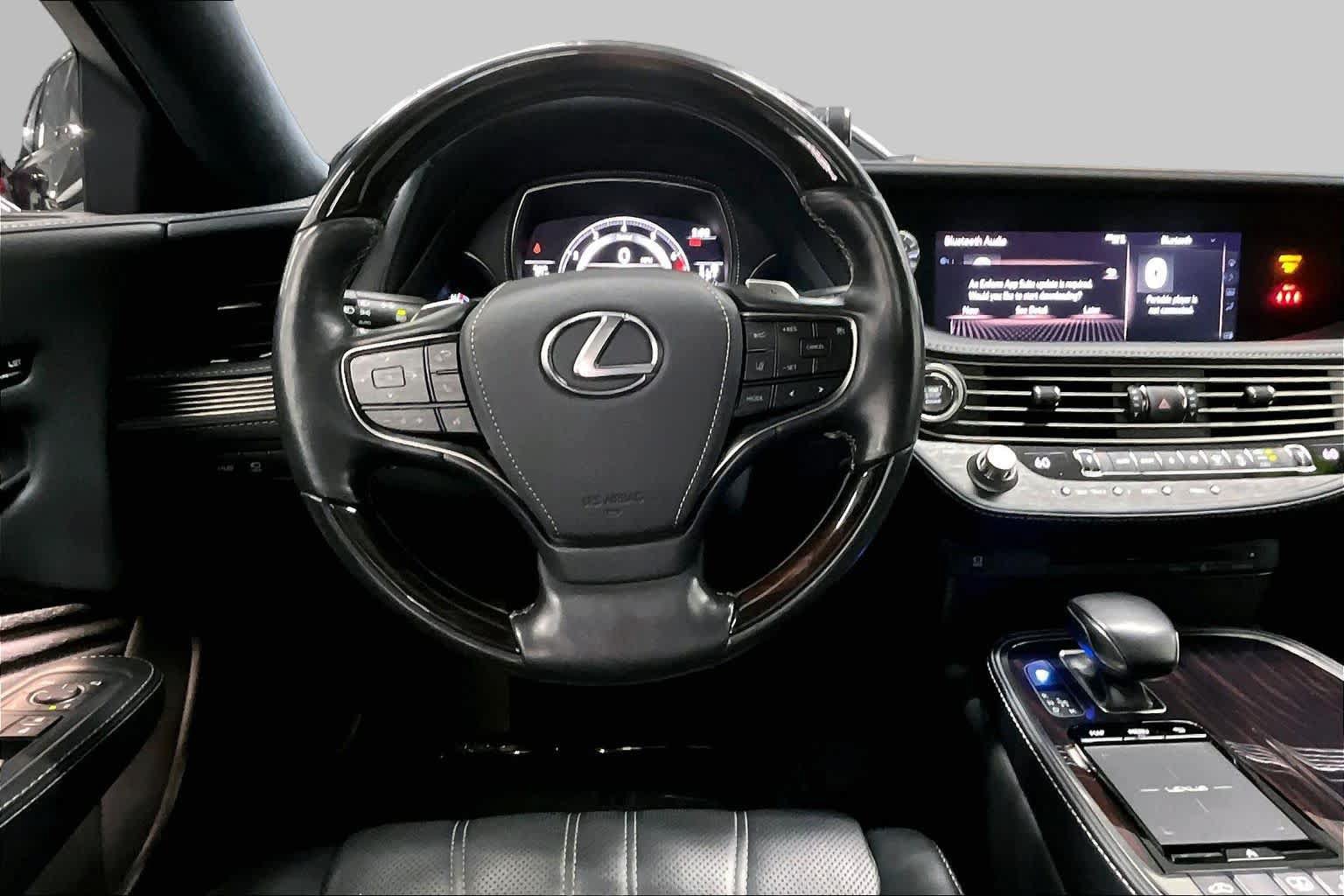 Used 2018 Lexus LS 500 w/ Luxury Package RWD image 5