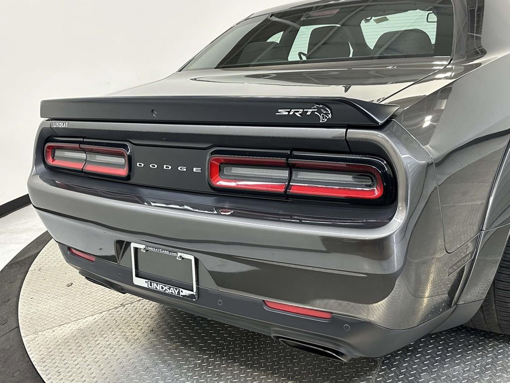 Used 2022 Dodge Challenger SRT Hellcat image 8