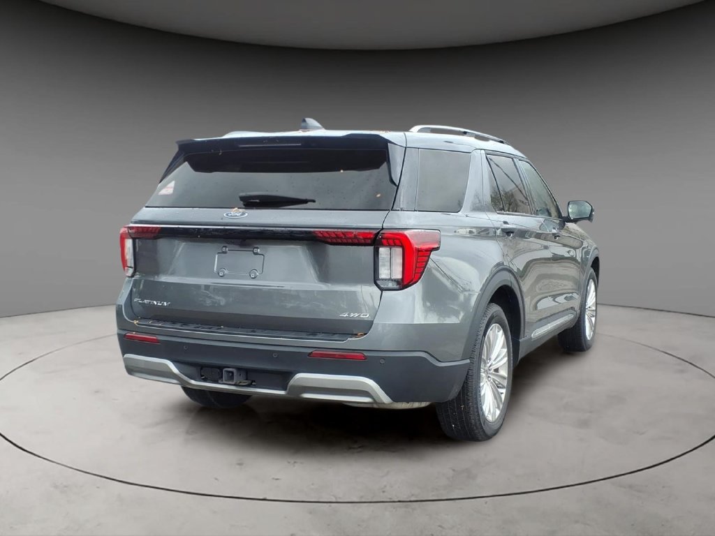 Used 2025 Ford Explorer Platinum w/ LUX Leather Package AWD/4WD image 8