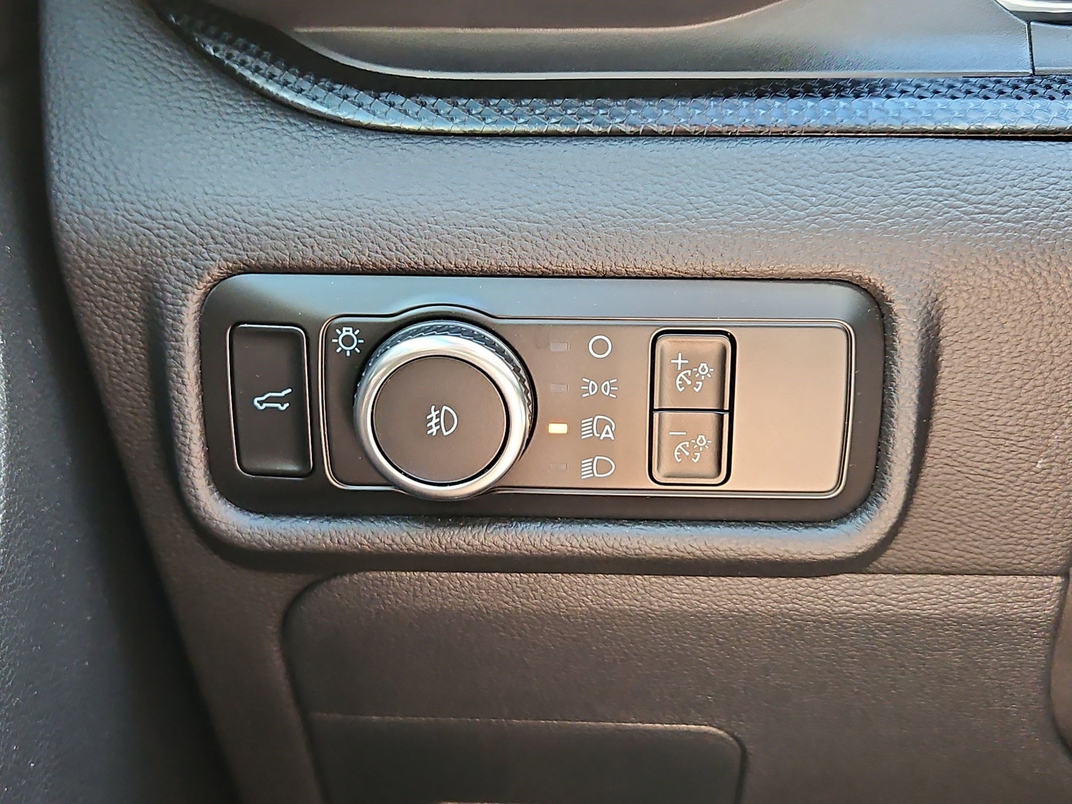 Used 2023 Ford Explorer ST w/ Equipment Group 401A image 24