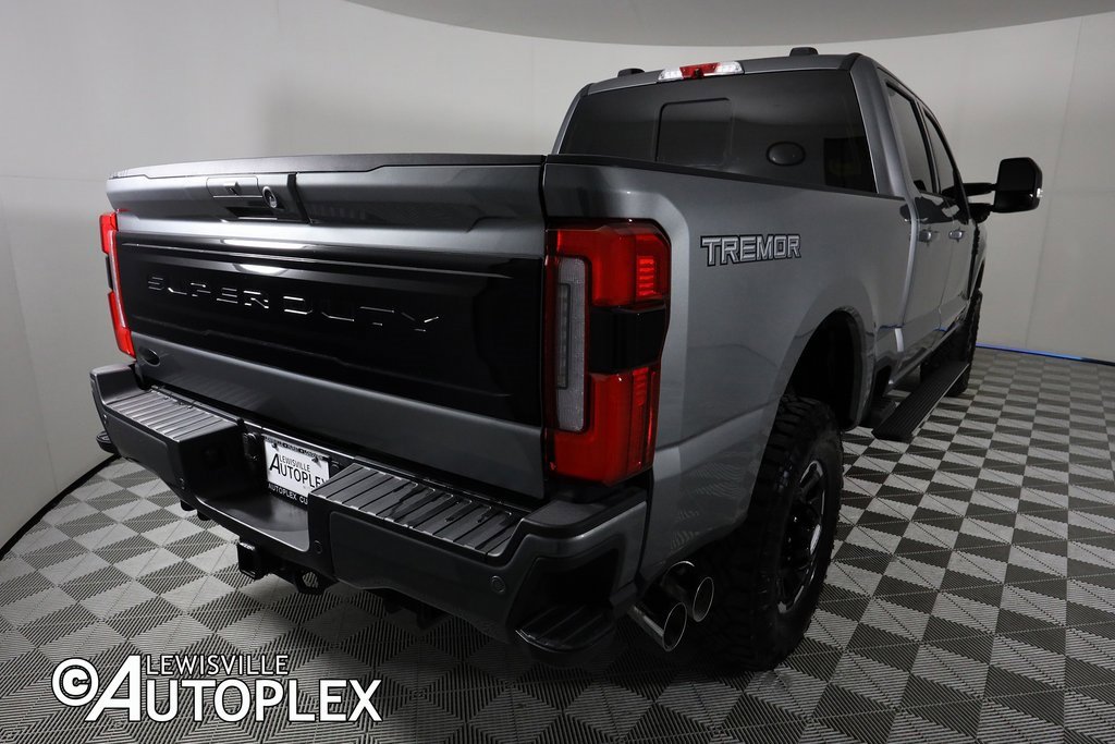 Used 2025 Ford F250 Platinum w/ Tremor Off-Road Package image 5