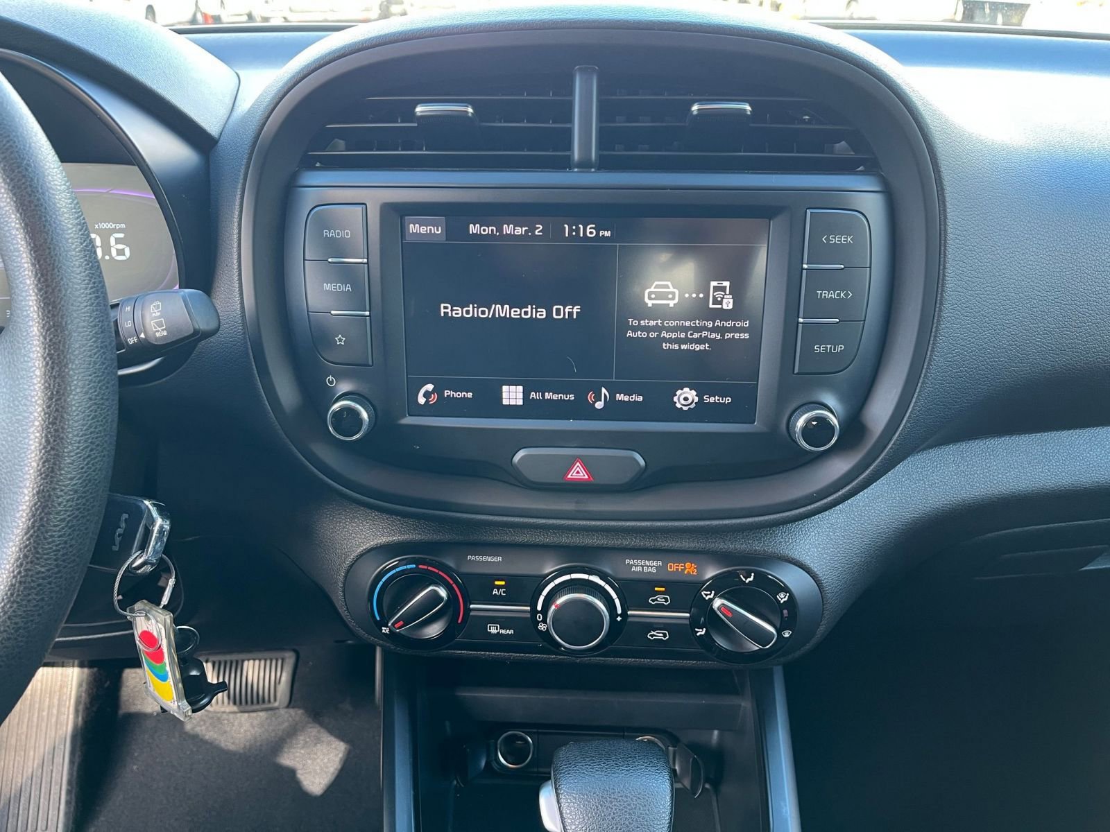 Used 2025 Kia Soul LX w/ LX Technology Package image 17