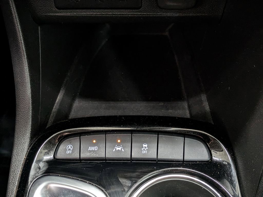 Used 2023 Buick Encore GX Preferred w/ Cold Weather Comfort Package AWD/4WD image 6