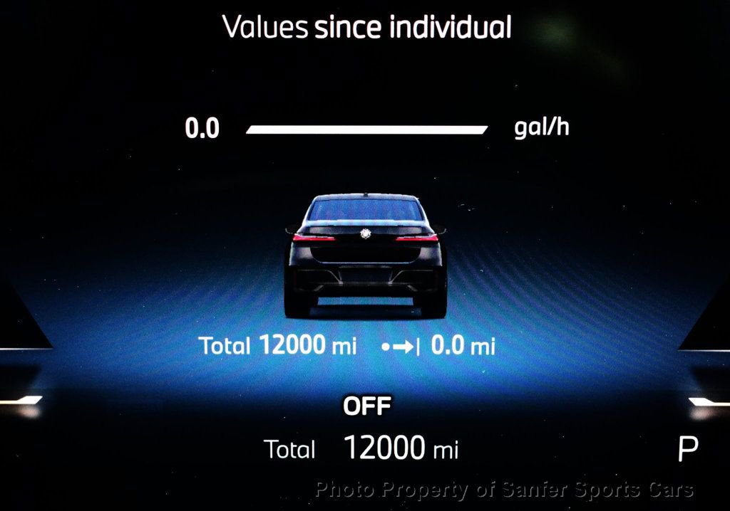 Used 2023 BMW 740i w/ Parking Assistance Package image 45