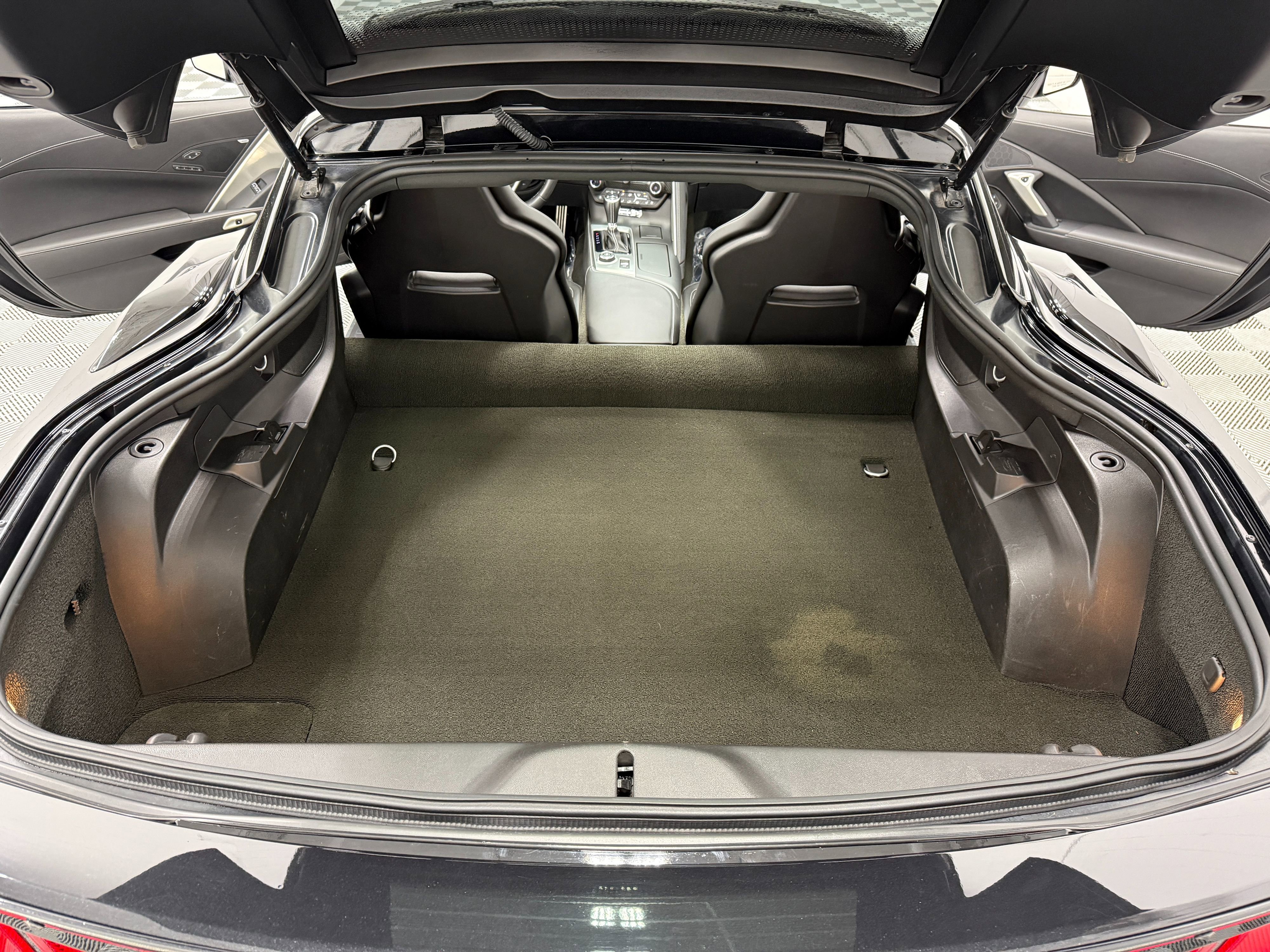 Used 2018 Chevrolet Corvette Grand Sport image 32