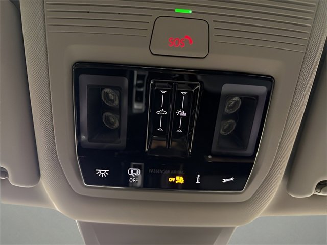 Used 2024 Volkswagen Atlas SE w/ Panoramic Sunroof Package image 24